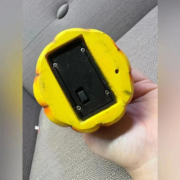 Epteuga Halloween Lighted Hot Air Balloon Ceramic Battery Operated Decor - Picture 5 of 7